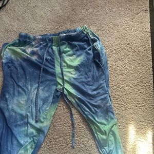 Small tie-dye pajama pants